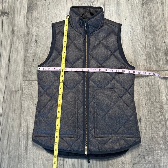 J. Crew Quilted Puffer Excursion Down Vest Size XXS - Picture 4 of 12